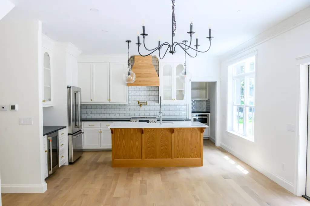 108 Highland Cliff Windham ME 04062