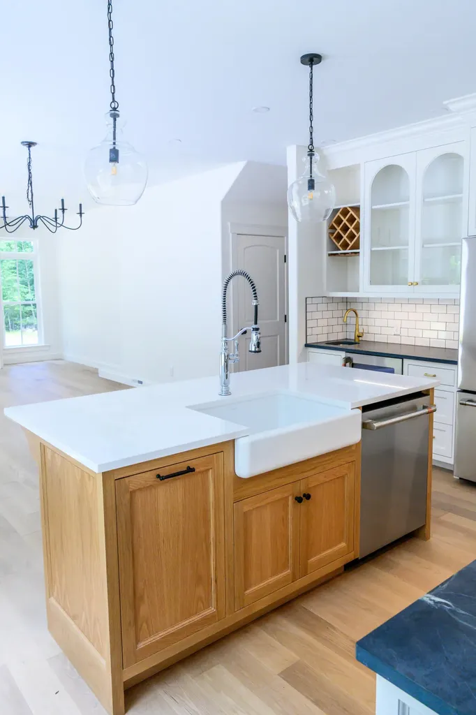 108 Highland Cliff Windham ME 04062