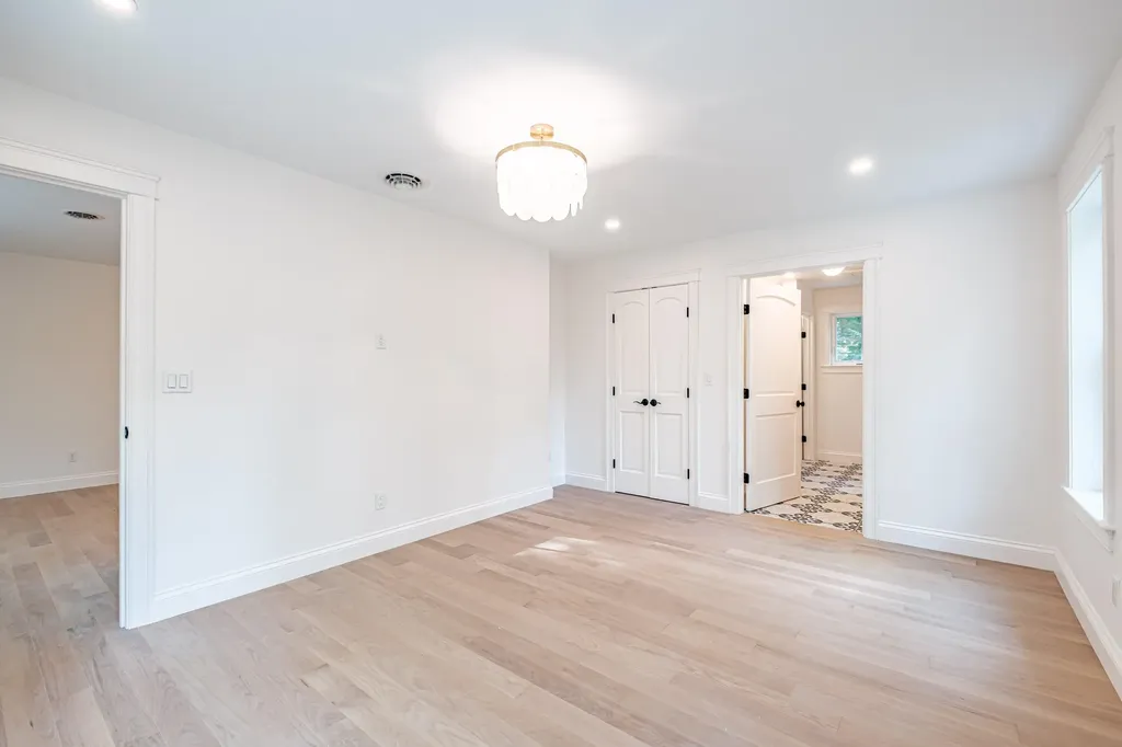 108 Highland Cliff Windham ME 04062