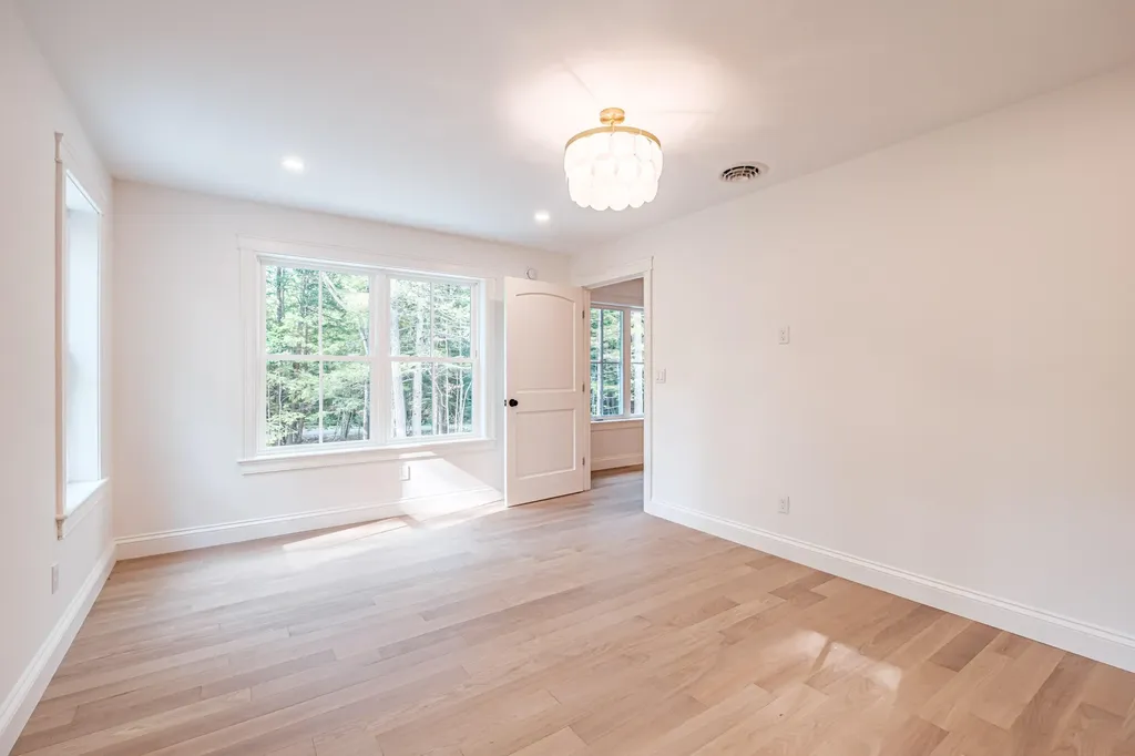 108 Highland Cliff Windham ME 04062