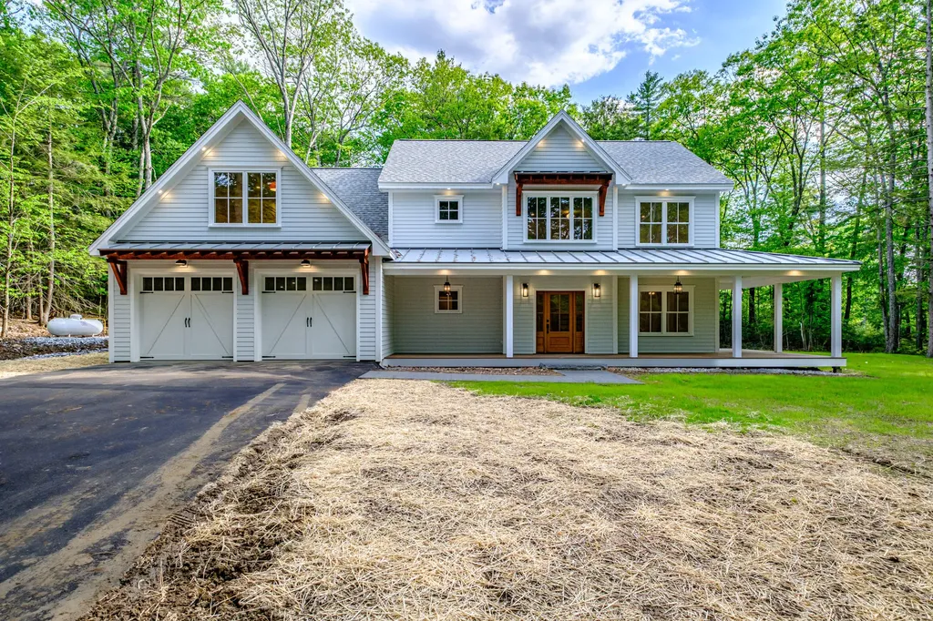 108 Highland Cliff Windham ME 04062