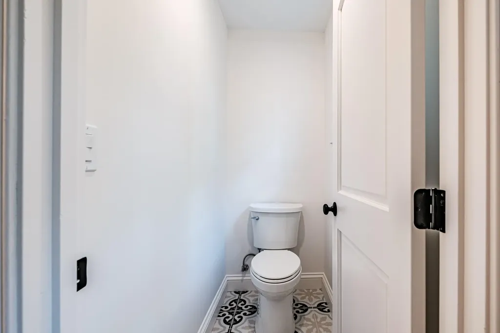 108 Highland Cliff Windham ME 04062