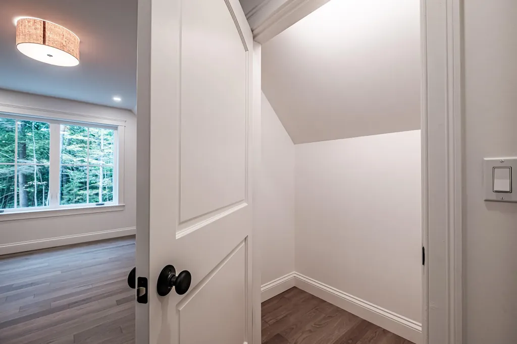 108 Highland Cliff Windham ME 04062