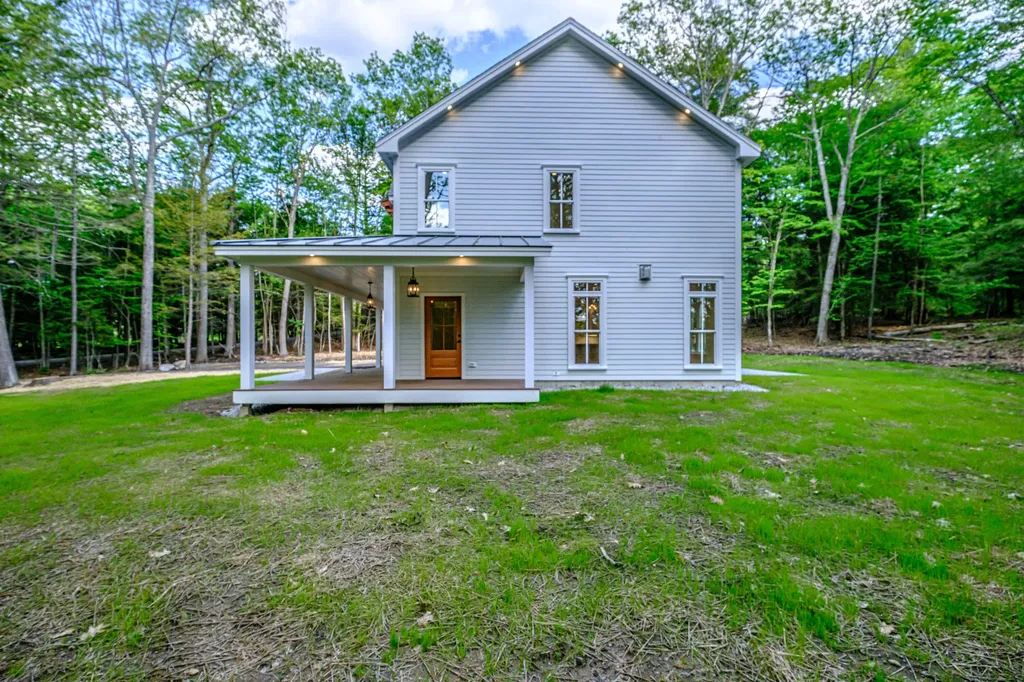 108 Highland Cliff Windham ME 04062