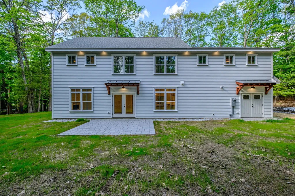 108 Highland Cliff Windham ME 04062