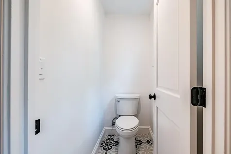 108 Highland Cliff Windham ME 04062