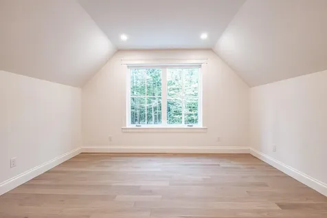 108 Highland Cliff Windham ME 04062