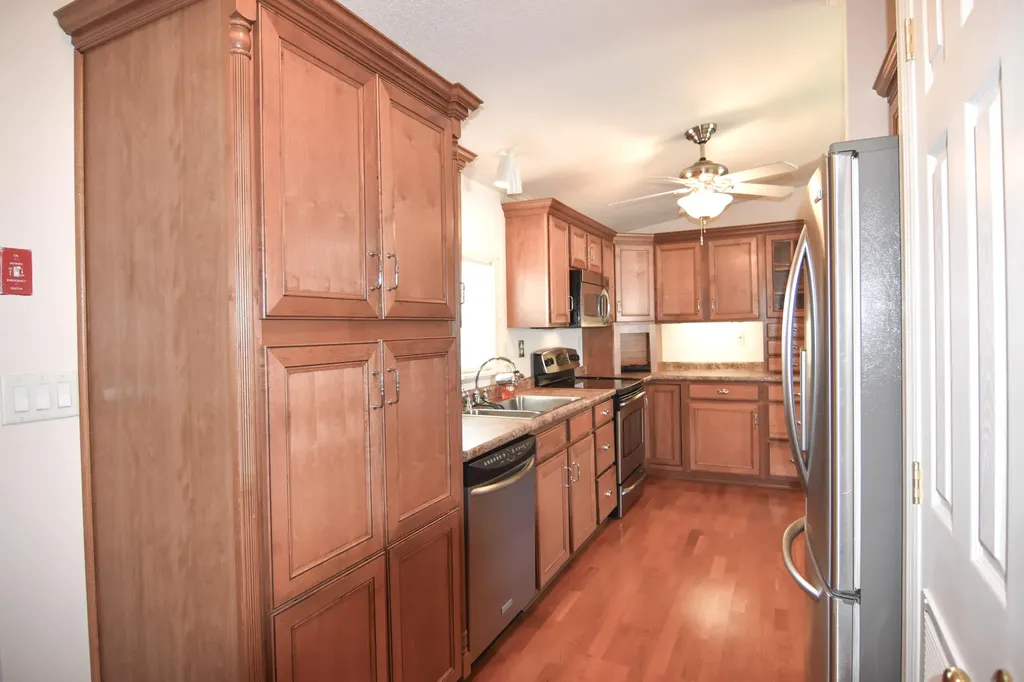 8 Jordan Drive Lisbon ME 04252