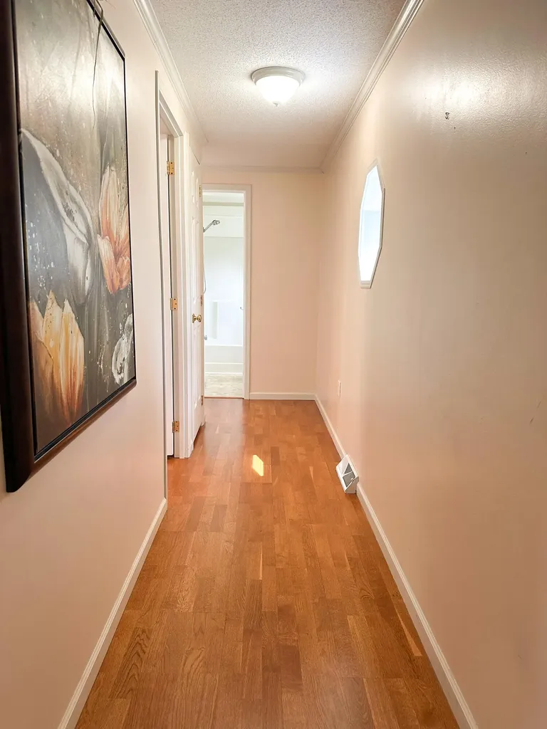 8 Jordan Drive Lisbon ME 04252