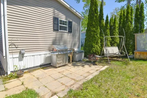 8 Jordan Drive Lisbon ME 04252