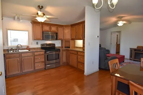 8 Jordan Drive Lisbon ME 04252