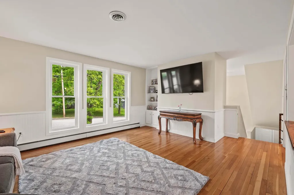 19 Alberta Drive Westbrook ME 04092