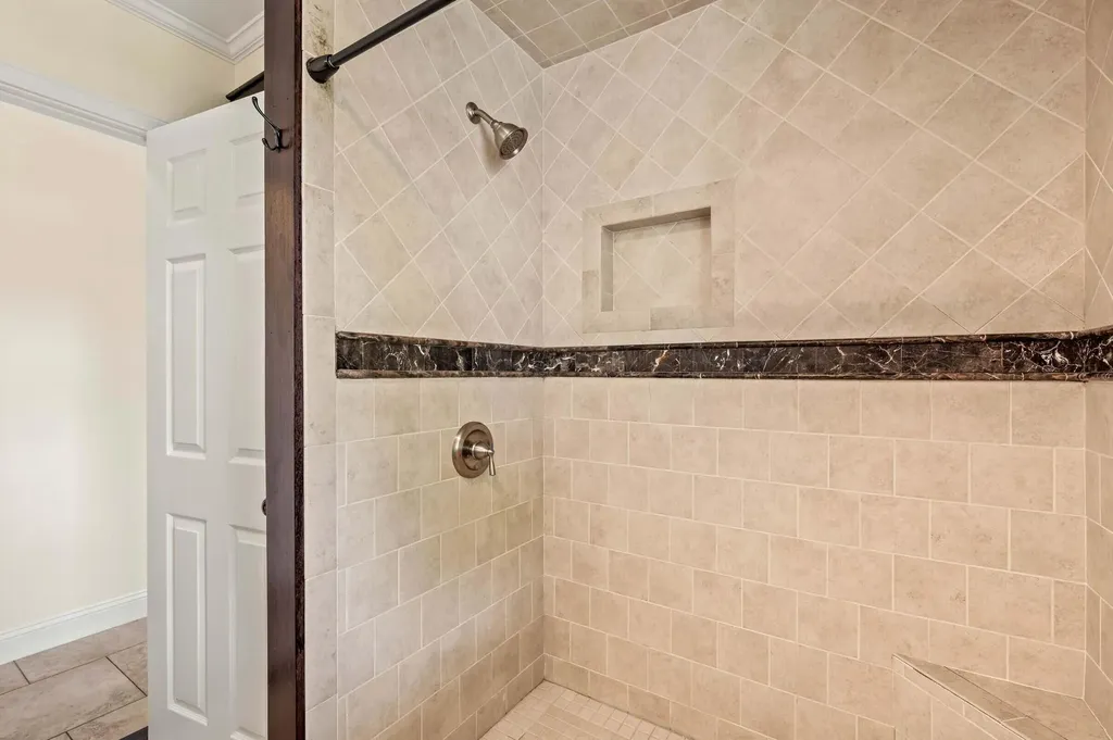 19 Alberta Drive Westbrook ME 04092