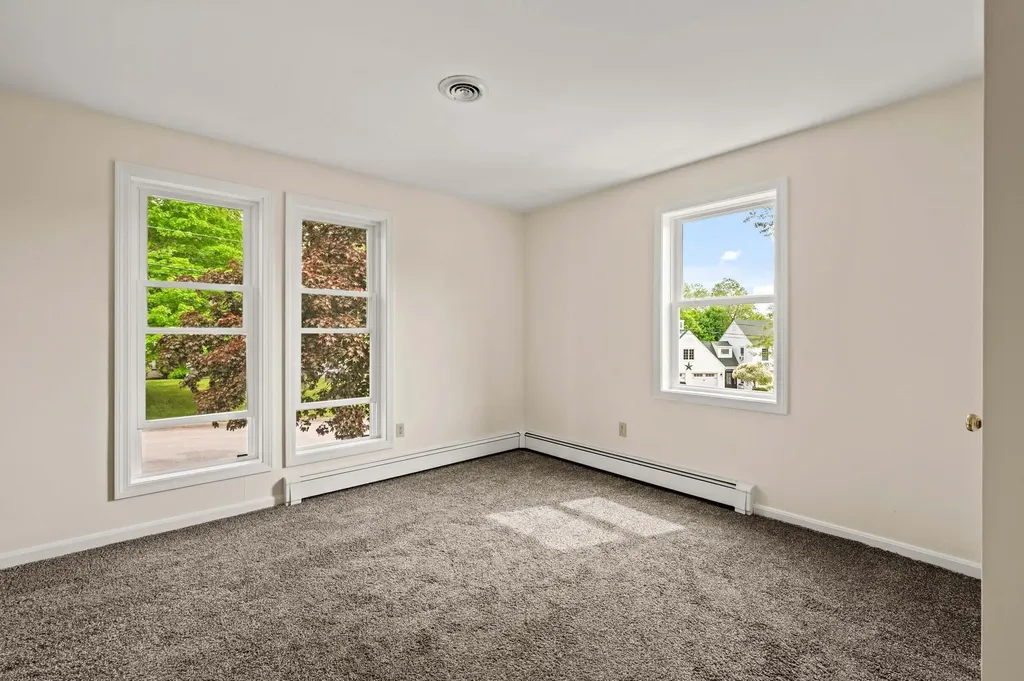 19 Alberta Drive Westbrook ME 04092