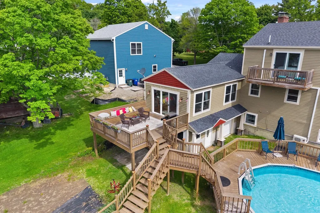 19 Alberta Drive Westbrook ME 04092