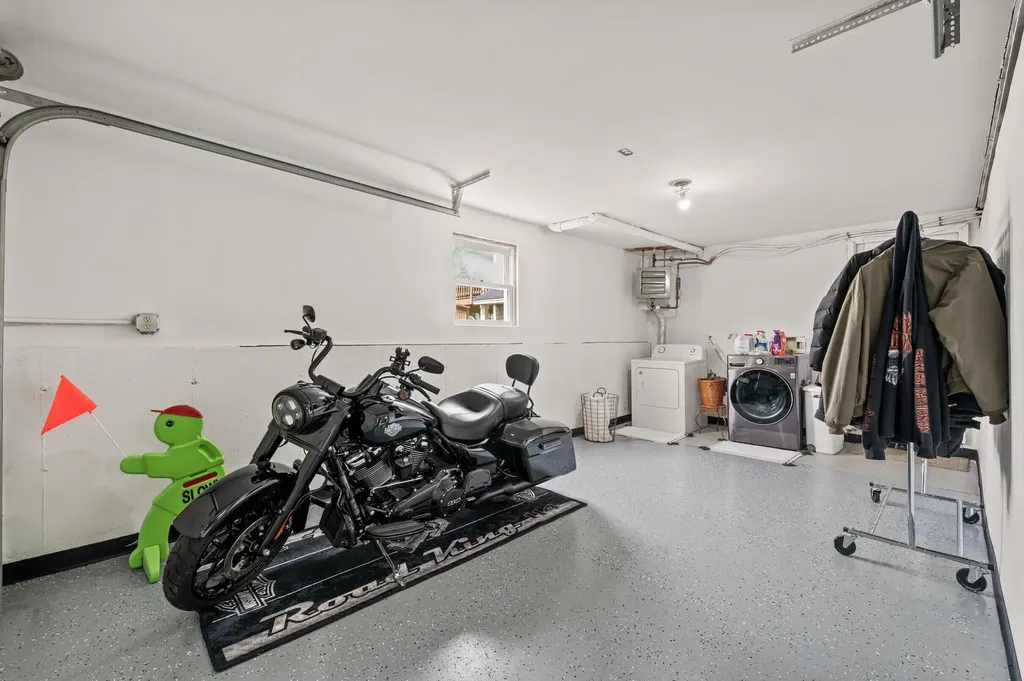 19 Alberta Drive Westbrook ME 04092