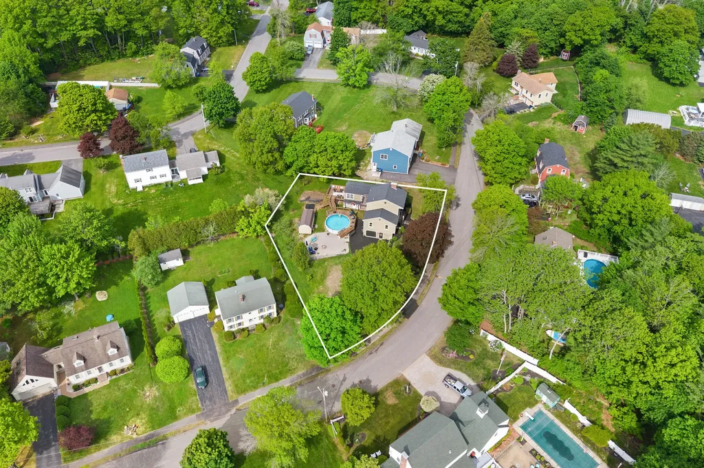 19 Alberta Drive Westbrook ME 04092