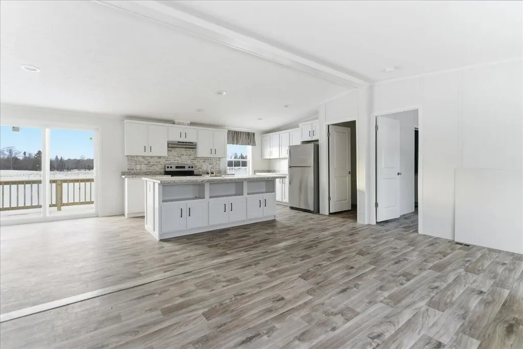 59 Beech Lane Whitefield ME 04353