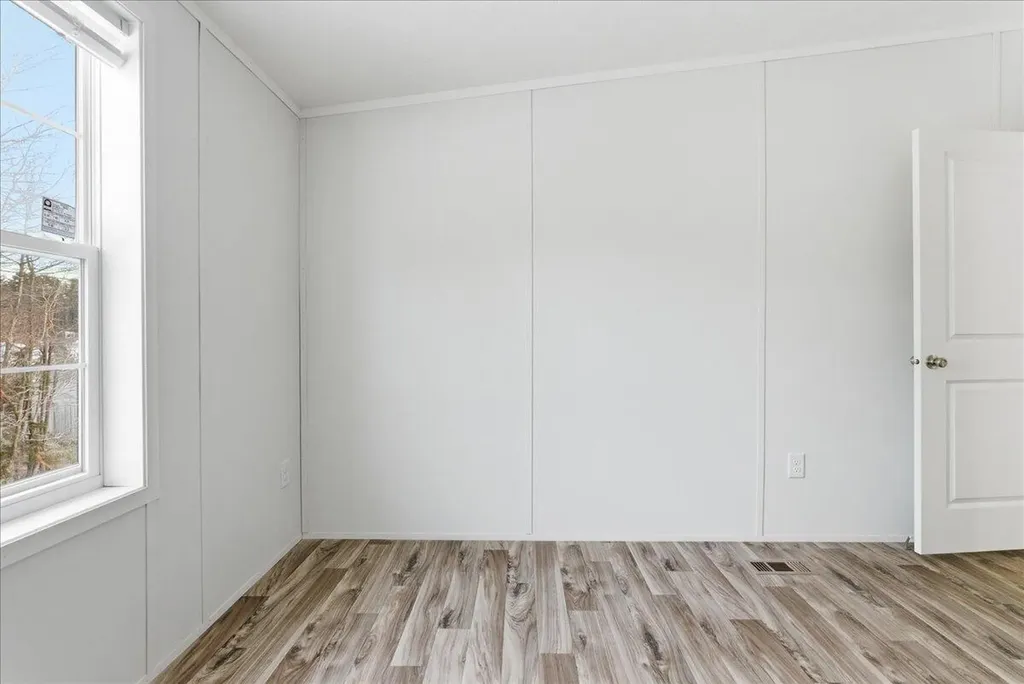 59 Beech Lane Whitefield ME 04353