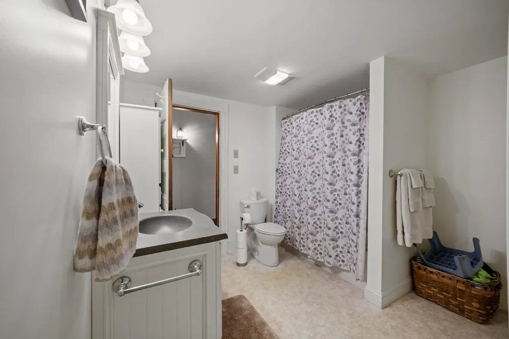 15 Cushman Road Winslow ME 04901