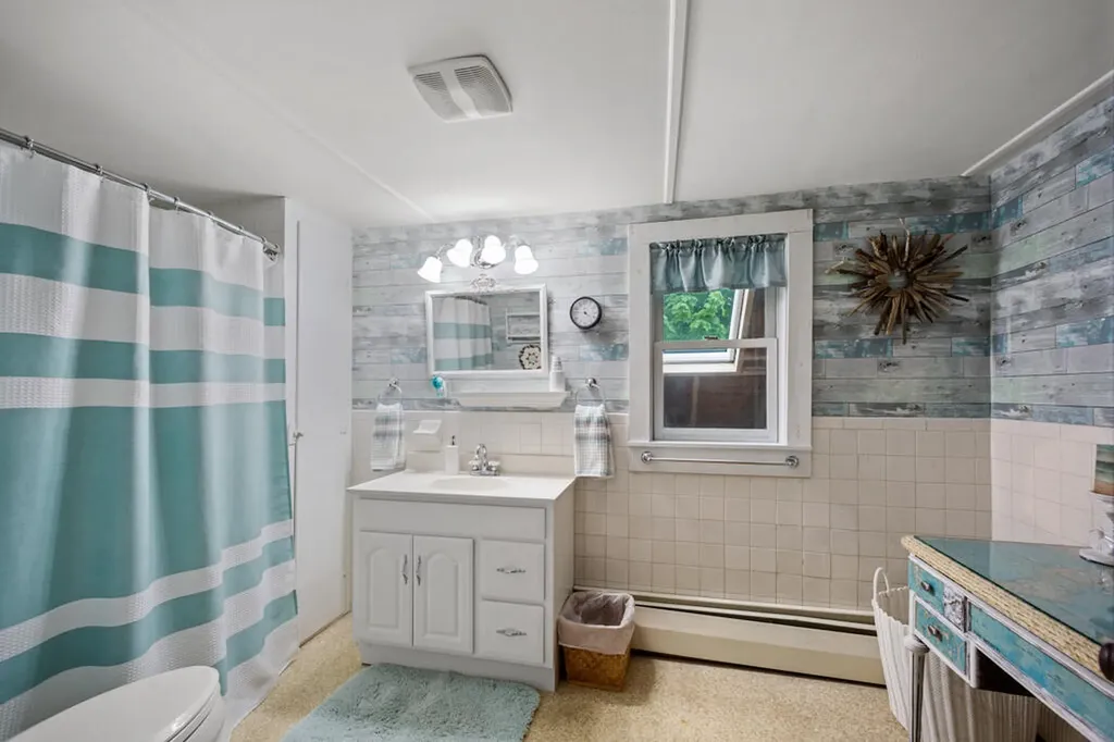 15 Cushman Road Winslow ME 04901