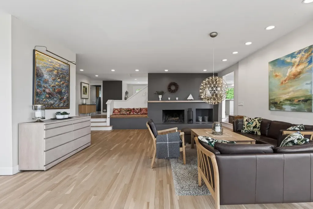 12 Reef Road Cape Elizabeth ME 04107