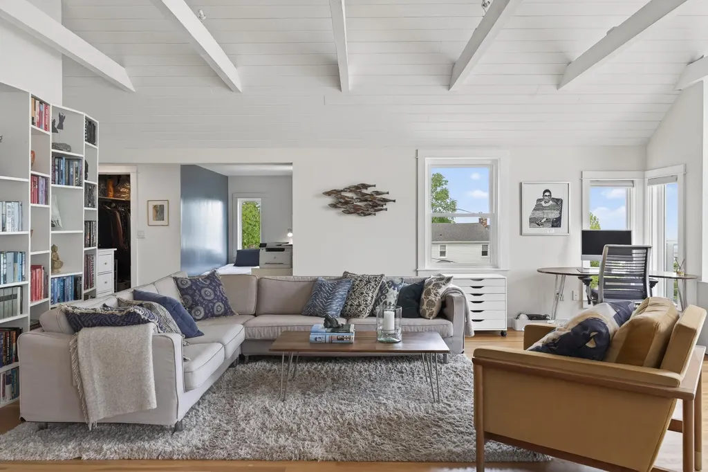 12 Reef Road Cape Elizabeth ME 04107