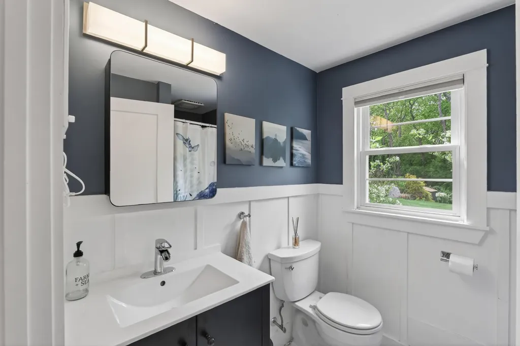 12 Reef Road Cape Elizabeth ME 04107