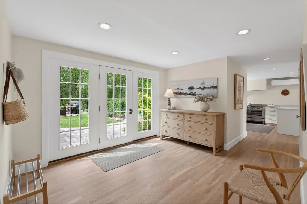 12 Reef Road Cape Elizabeth ME 04107
