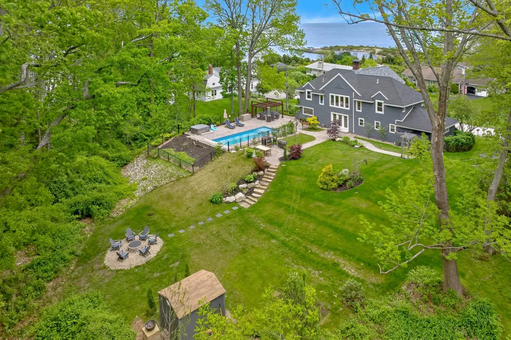 12 Reef Road Cape Elizabeth ME 04107