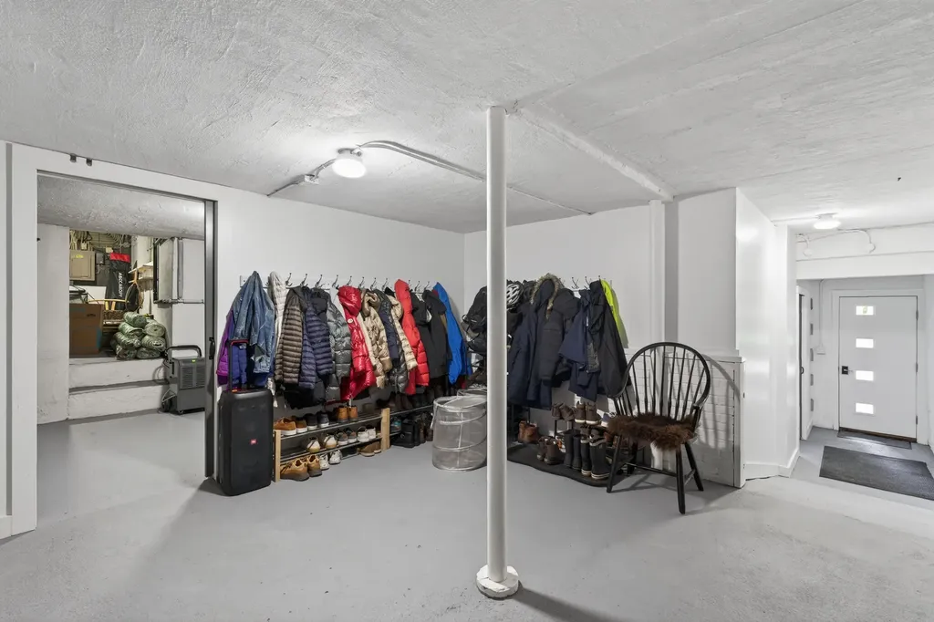 12 Reef Road Cape Elizabeth ME 04107