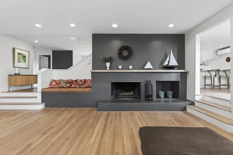 12 Reef Road Cape Elizabeth ME 04107