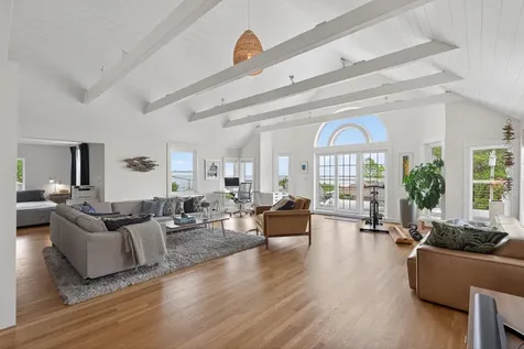 12 Reef Road Cape Elizabeth ME 04107
