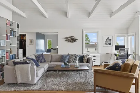 12 Reef Road Cape Elizabeth ME 04107