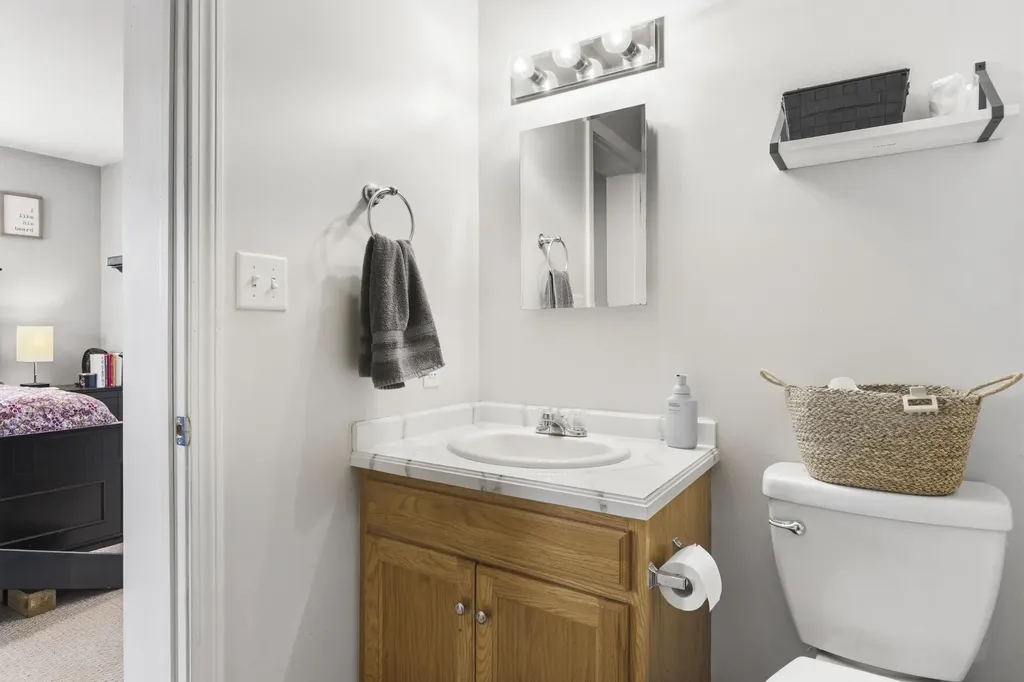 13 Liberty Drive West Gardiner ME 04345