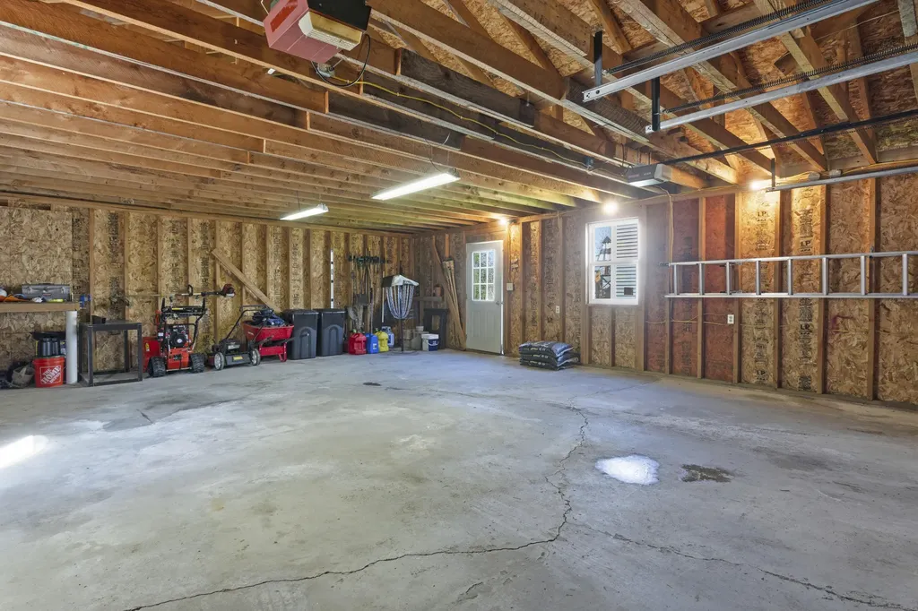 13 Liberty Drive West Gardiner ME 04345