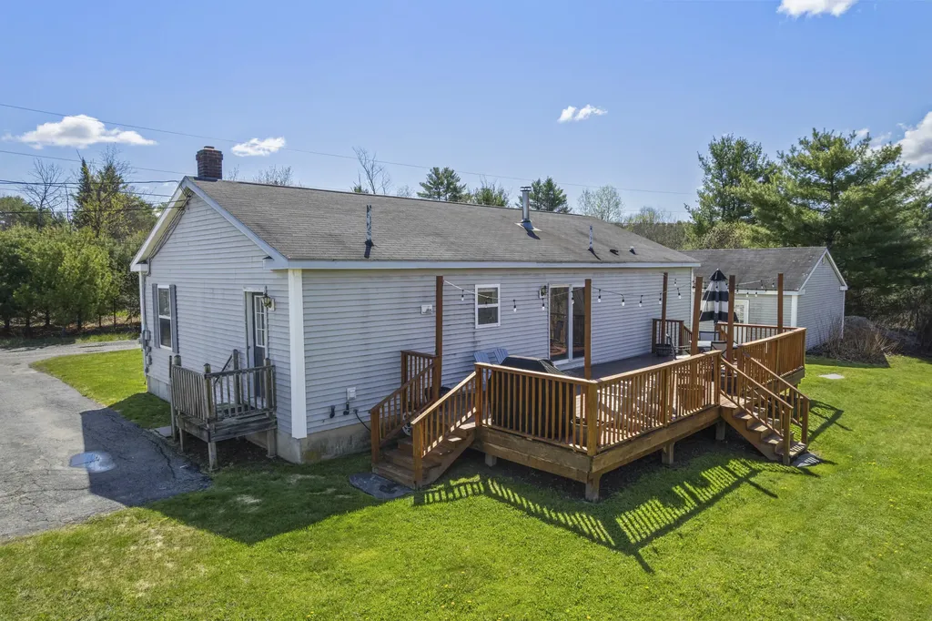 13 Liberty Drive West Gardiner ME 04345