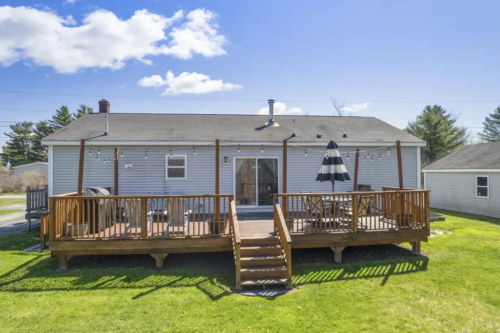 13 Liberty Drive West Gardiner ME 04345