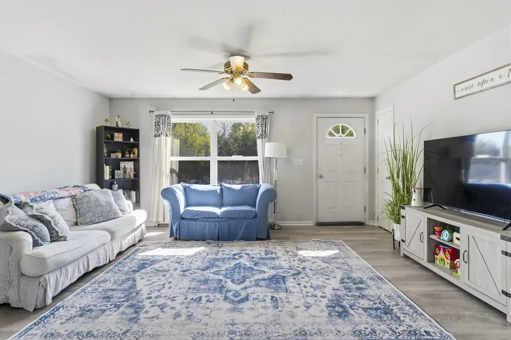 13 Liberty Drive West Gardiner ME 04345