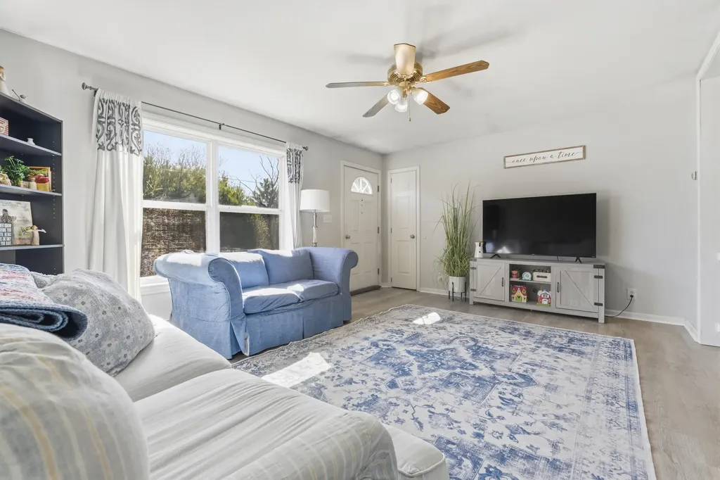 13 Liberty Drive West Gardiner ME 04345