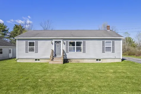 13 Liberty Drive West Gardiner ME 04345