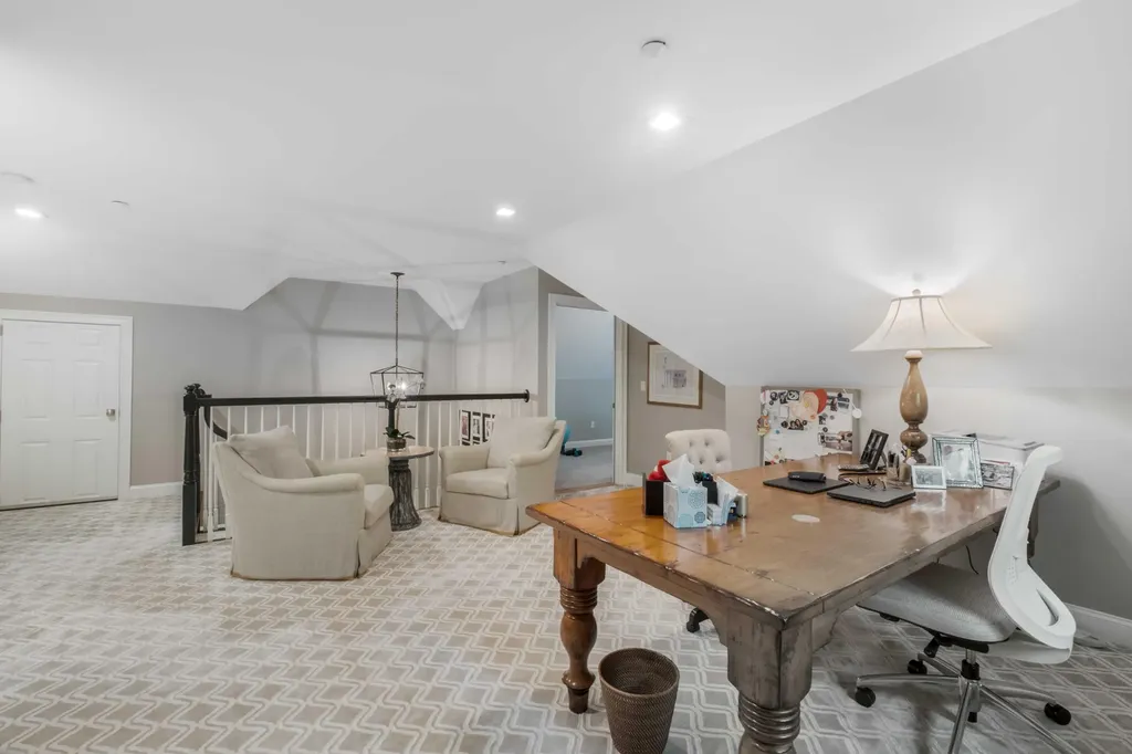 100 Shepards Cove Road Kittery ME 03904