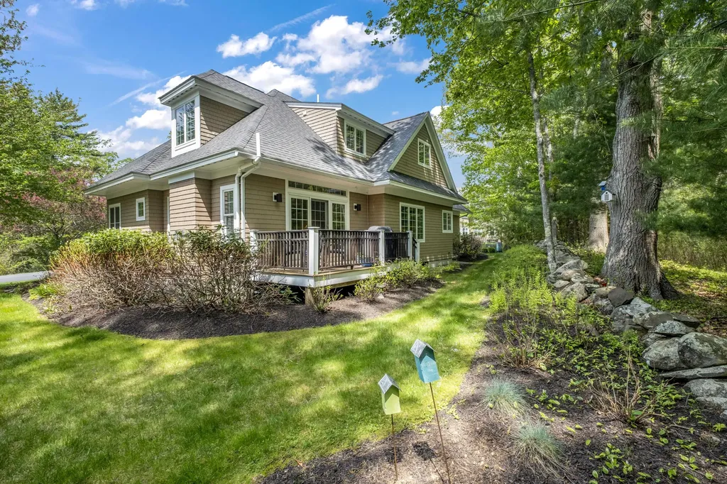 100 Shepards Cove Road Kittery ME 03904