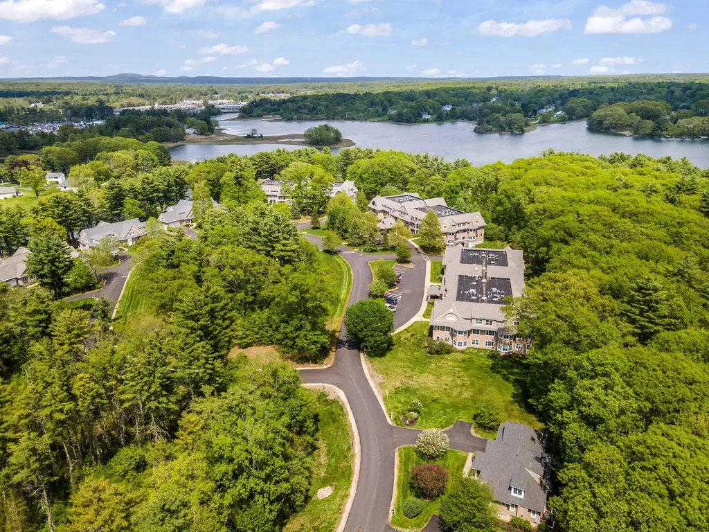 100 Shepards Cove Road Kittery ME 03904