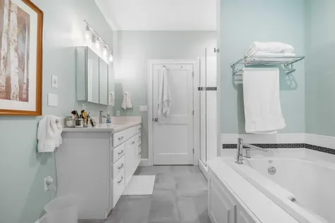 100 Shepards Cove Road Kittery ME 03904