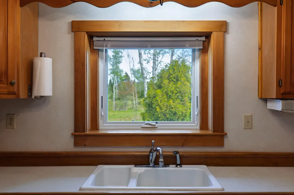 23 Massasoit Drive Bristol ME 04554