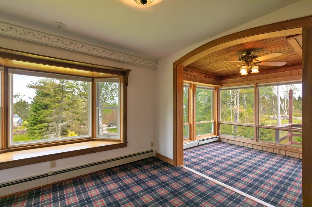 23 Massasoit Drive Bristol ME 04554