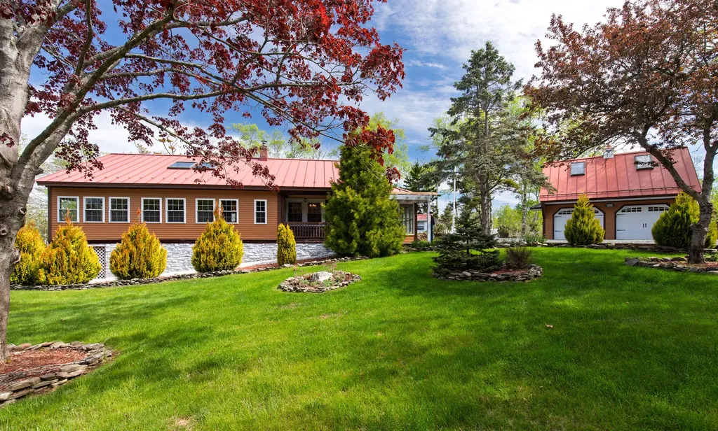 23 Massasoit Drive Bristol ME 04554