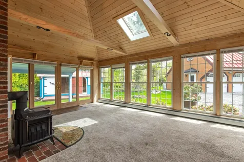 23 Massasoit Drive Bristol ME 04554