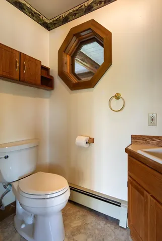 23 Massasoit Drive Bristol ME 04554
